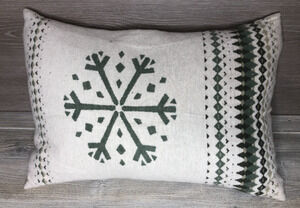 David Fussenegger Snowflake Pillow Winter Chalet 21” x 15” Lodge Cabin Lumbar